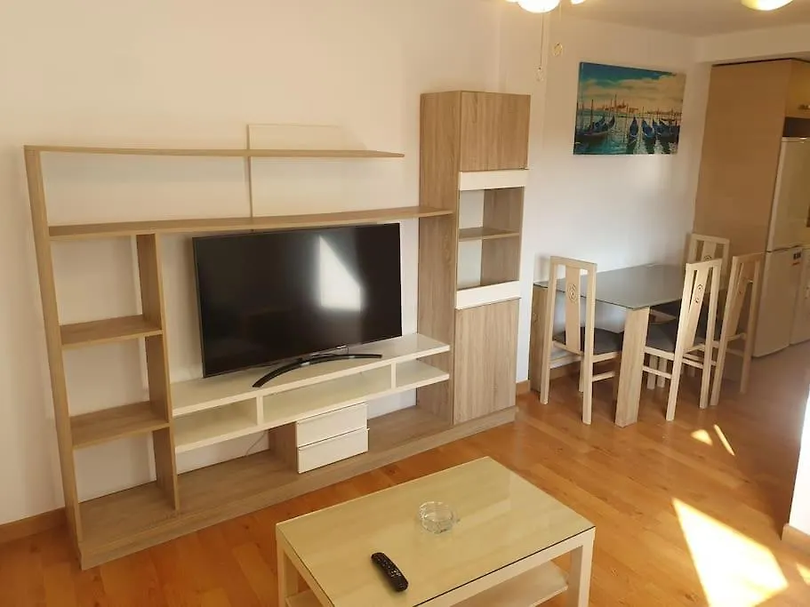 Bj D Aire Acond 4 Huesp Wifi Apartment La Linea de la Concepcion